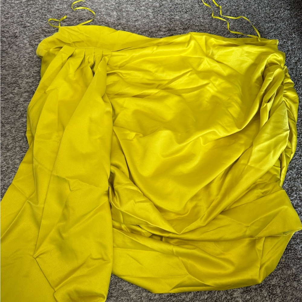 PrettyLittleThing Yellow Blouse